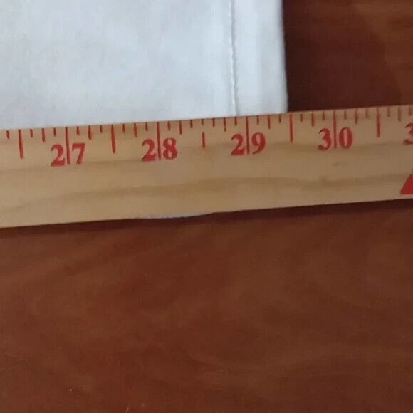 DKNY Jeans women's size 8 white Distress jeans - Picture 15 of 16